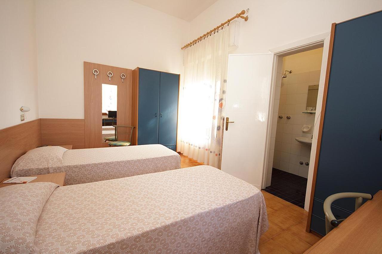Villa Marina Кианчано Терме Екстериор снимка